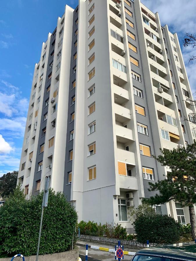 Apartment Lucky 1 リエカ エクステリア 写真