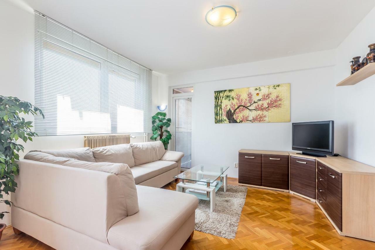Apartment Lucky 1 リエカ エクステリア 写真